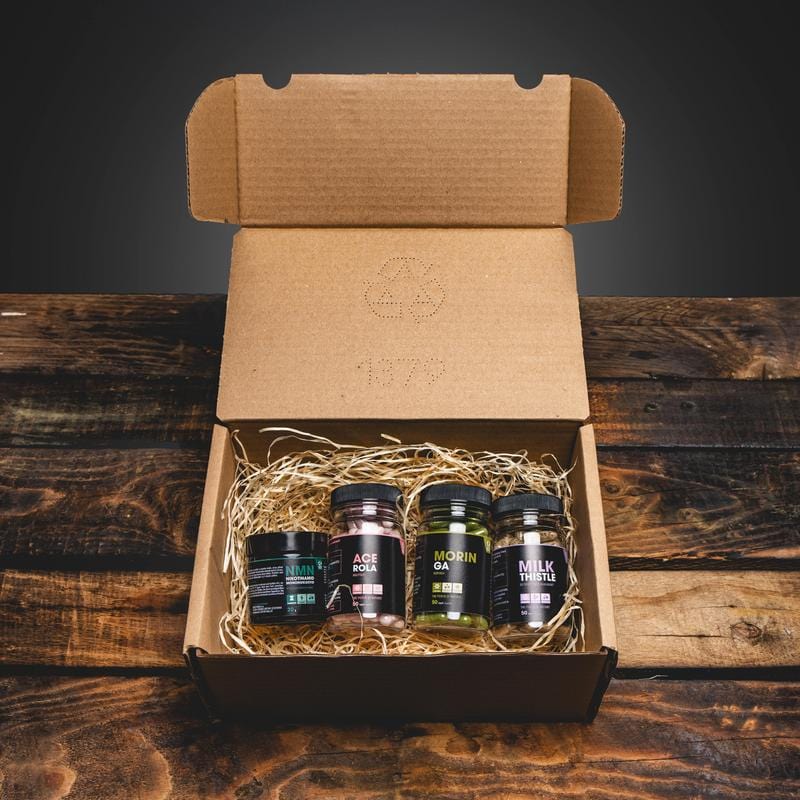Pachet Kratom World cu NMN, moringa, acerola și armurariu, prezentat ca set de suplimente alimentare