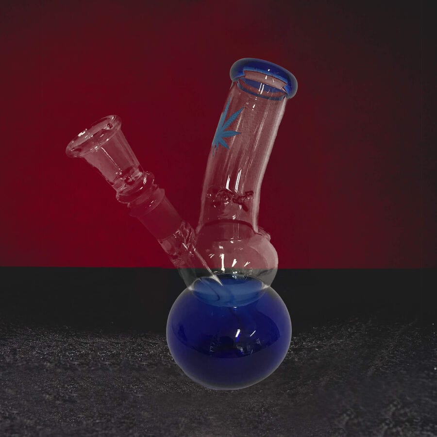 Bong Shine de la Kratom World și Hemp World, prezentat ca accesoriu pentru fumat
