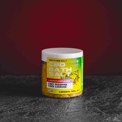 Sare de baie cu CBD și lemongrass de la Kratom World, prezentată în ambalajul original