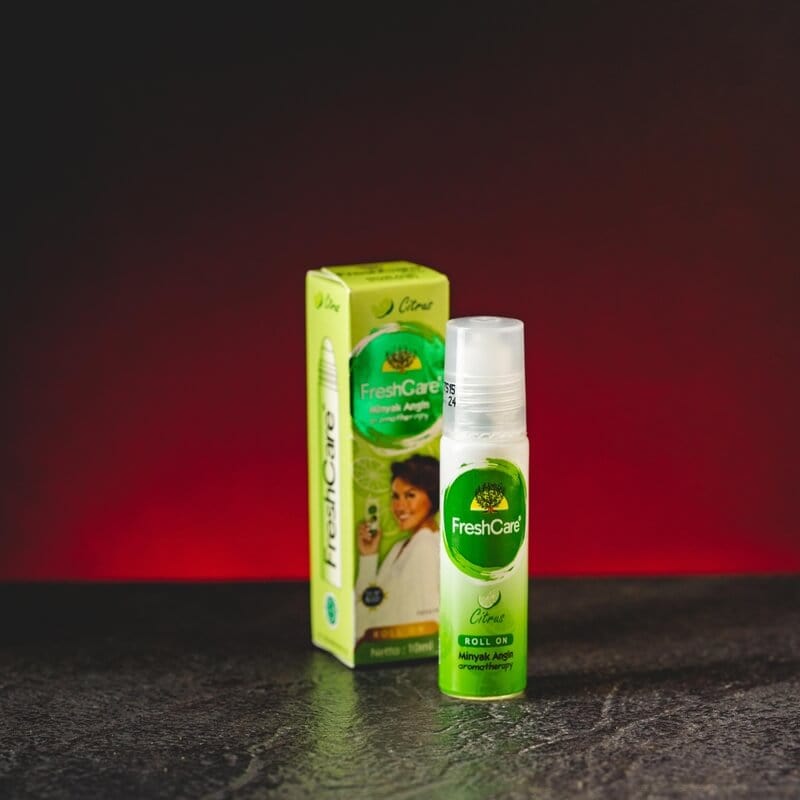 Ulei Fresh Care Citrus Minyak Angin cu aromă de citrice, prezentat în ambalajul original
