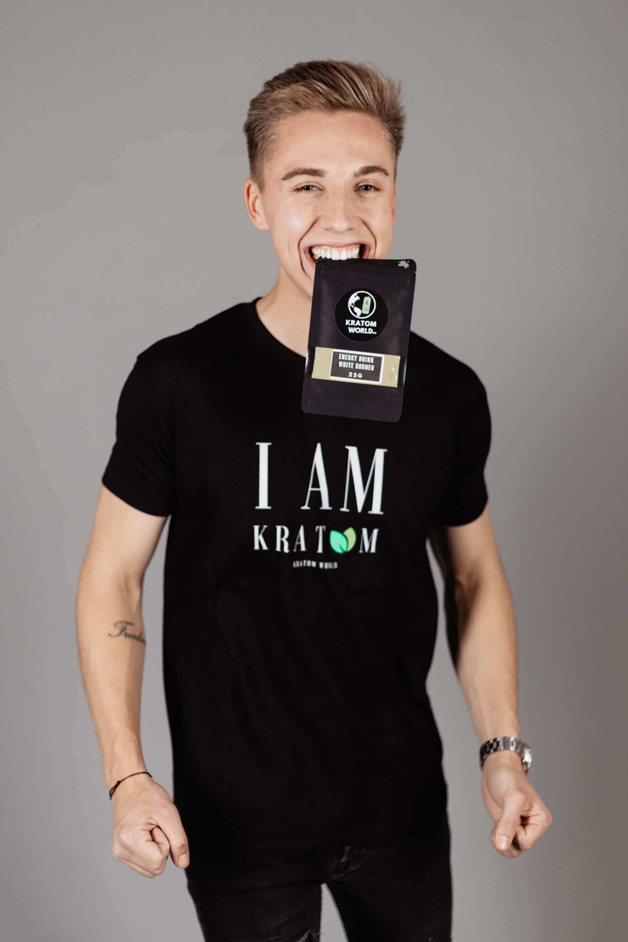 Tricou I Am Kratom cu design grafic inspirat de dinți