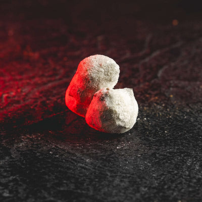 Ice Rock 2 cu CBD și HHC de la Kratom, prezentat în ambalajul original