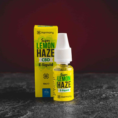 E-lichid CBD Lemon Haze 30 mg pentru țigări electronice de la Kratom World, prezentat în ambalajul original