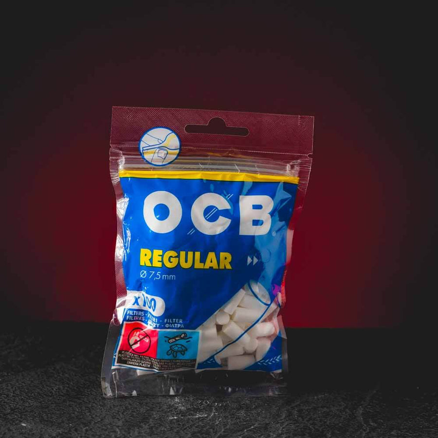 Filtre OCB pentru țigări, prezentate în ambalajul original