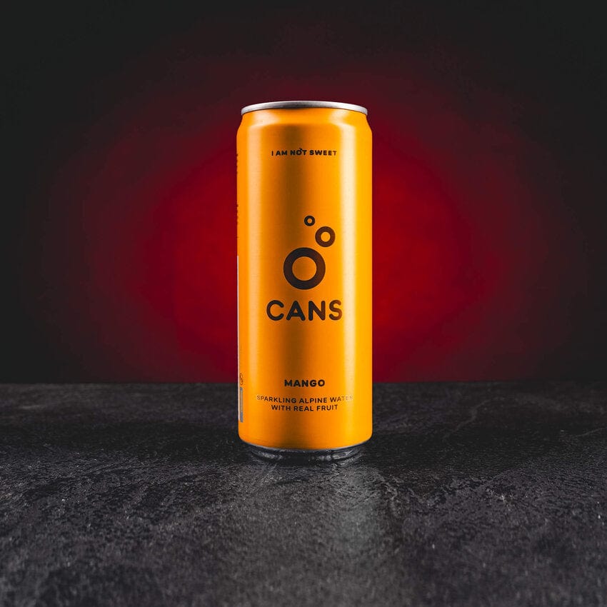 Băutură carbogazoasă Kratom World cu aromă de mango și gust răcoritor.