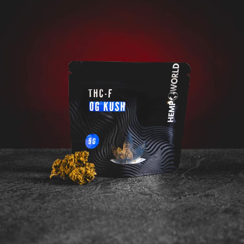Flori de cânepă THF OG Kush Kratom World, buds cu profil canabinoid