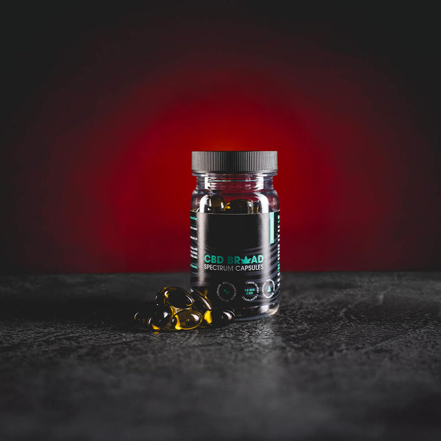CBD Broad Spectrum Kratom World, 60 capsule gelatinoase cu 50mg CBD pentru susținerea regenerării