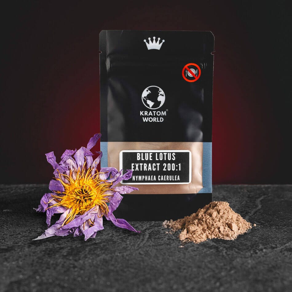 Extract din Lotus Albastru de la Kratom World, obținut din flori atent selecționate.