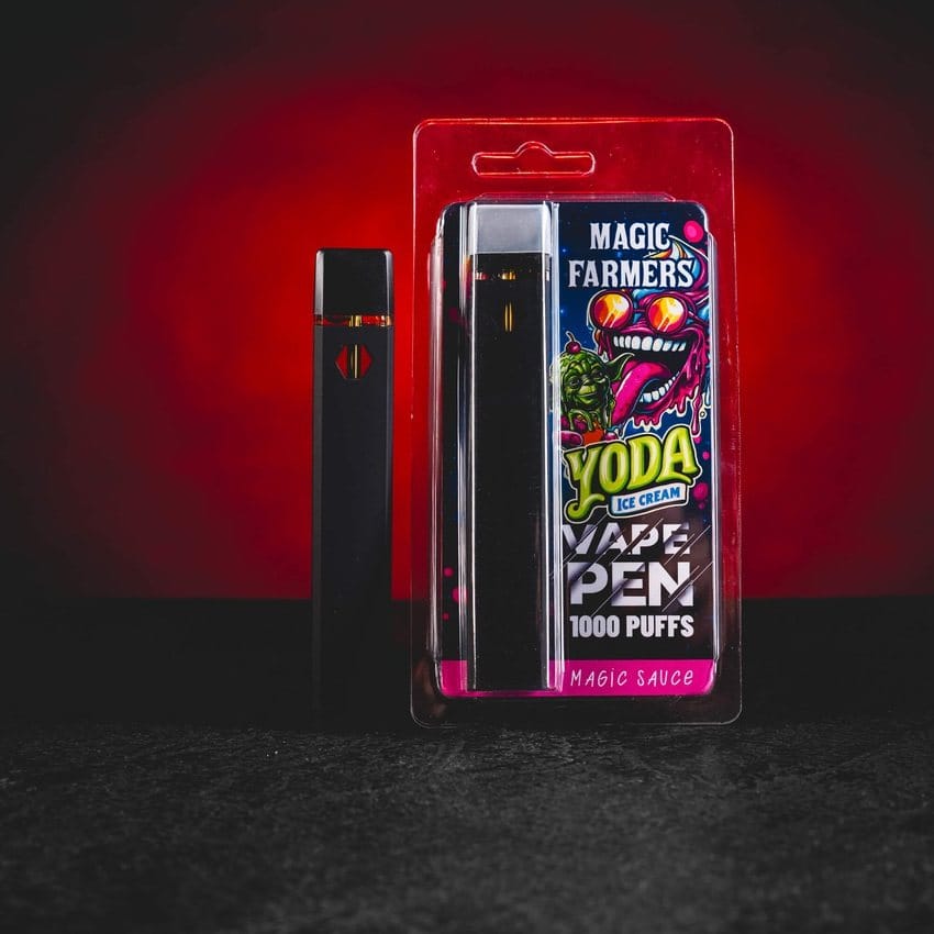 Magic Farmers Vape Premium Kratom World Yoda Ice Cream, disposable vape pen cu aromă desert și până la 1000 de pufuri