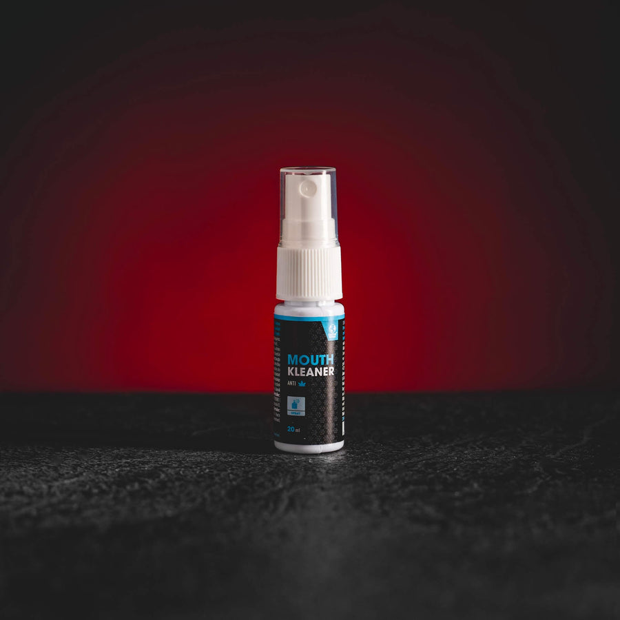 Spray pentru curățarea cavității bucale Kratom World, pentru o respirație proaspătă și igienă orală.