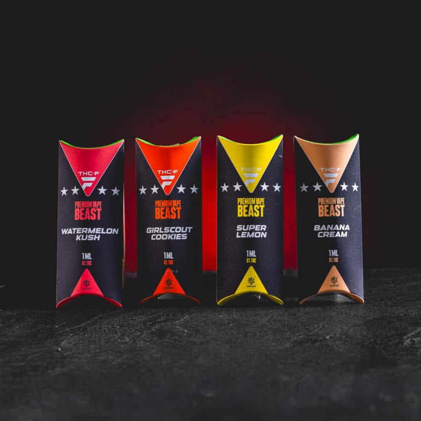 Colecție completă THF Beast Kratom World, vape-uri de unică folosință cu arome variate și design premium