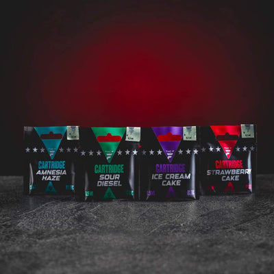 Colecție completă THF Cartridge Kratom World cu arome variate și design premium