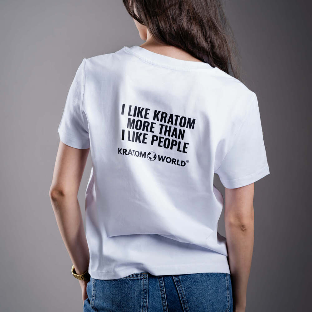 Tricou de damă Kratom World I Like Kratom More Than I Like People, merch streetwear pentru iubitorii de kratom, partea din spate