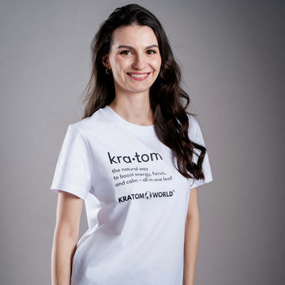 Tricou de damă Kratom World Kratom The Natural Way, merch streetwear pentru iubitorii de kratom