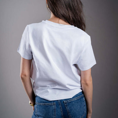 Tricou de damă Kratom World Me On Kratom Never, merch streetwear pentru iubitorii de kratom, partea din spate